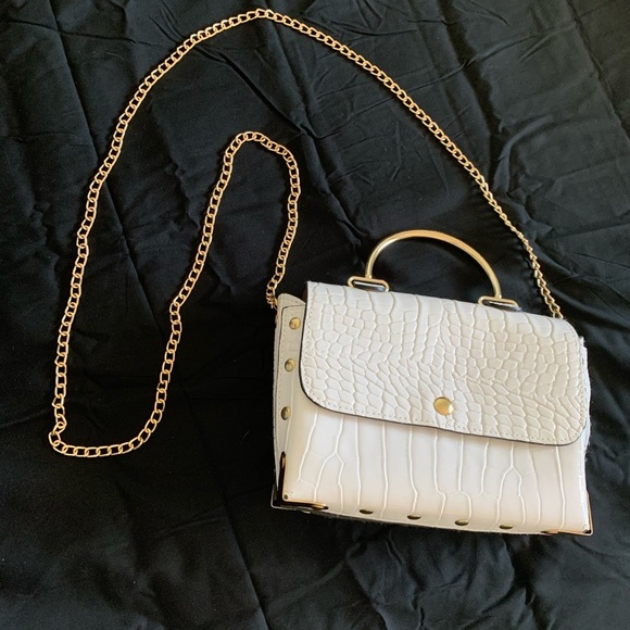 Unique Small White Leather Reptile Print Purse - Picture 9 of 10